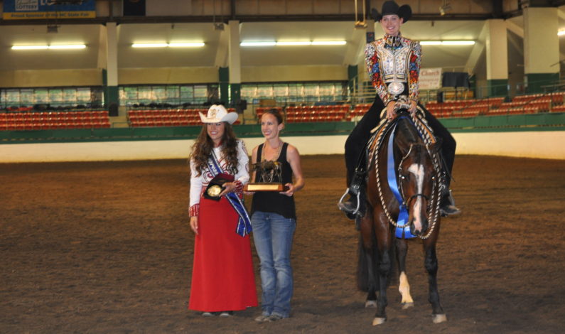 Hillary Roberts and Scoot Over win Non-Pro Slot at A Little Futurity