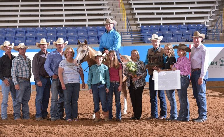 Farnam Select All-Around Crowned at the AQHA Select World Show