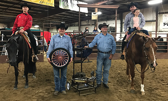 Green Western Pleasure Slot Class at Gordyville has co-champions