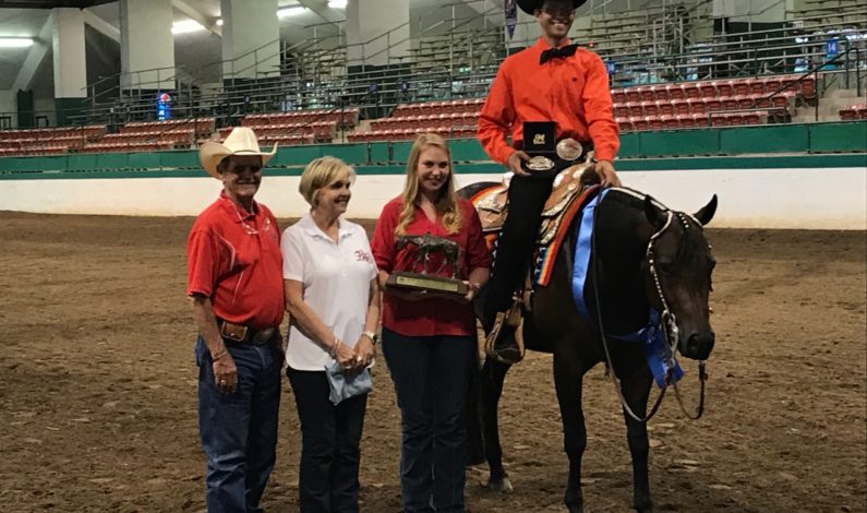 It’s A Pretty Thing wins slot class at Little Futurity with Aaron Moses