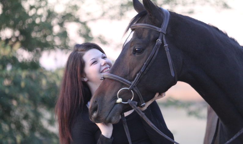 Graduating AQHYA Members Invited to Join AQHA Family